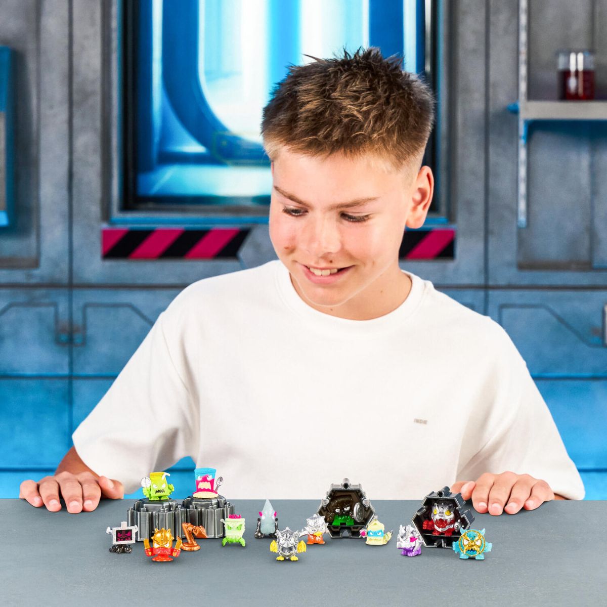 Đồ Chơi Phòng Thí Nghiệm Series 4 - 14 Sinh Vật MRBEAST LAB 24875