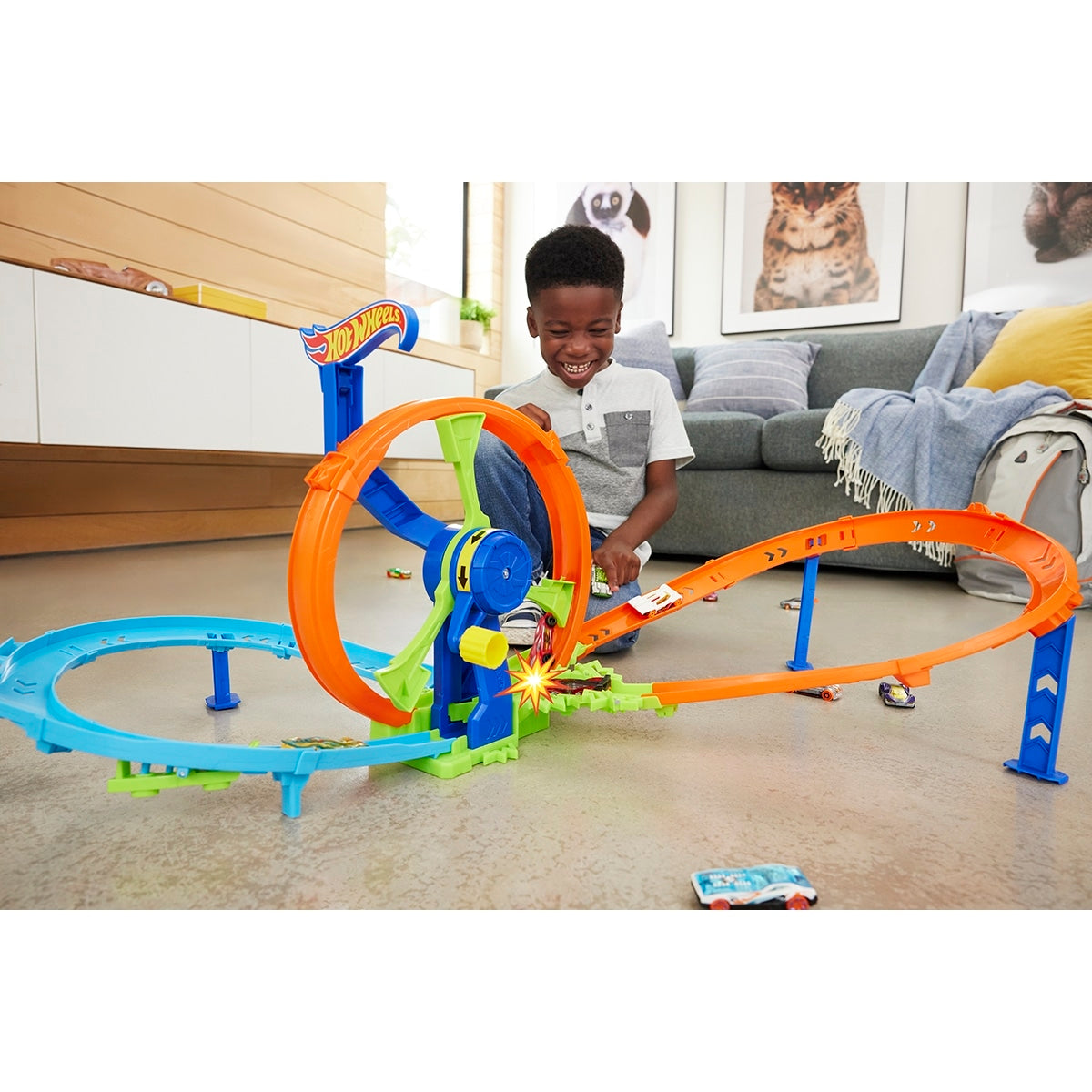 Đồ Chơi Thử Thách Vòng Lặp Siêu Tốc HOT WHEELS JBX65