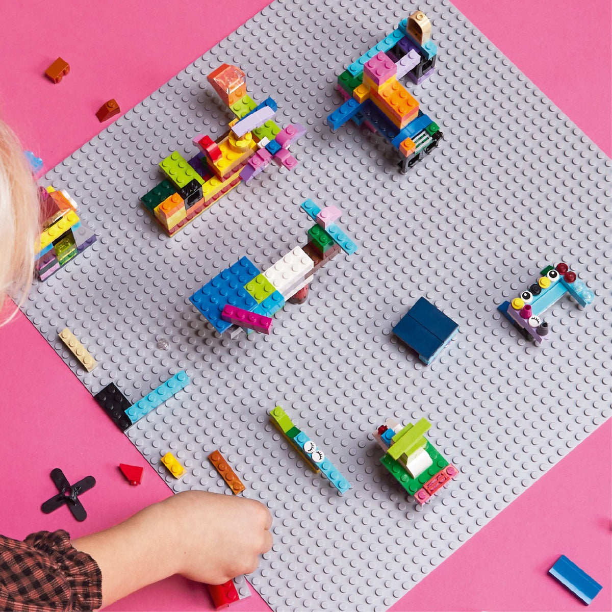 Đồ Chơi Lắp Ráp Đế Lắp Ráp Màu Xám LEGO CLASSIC 11024
