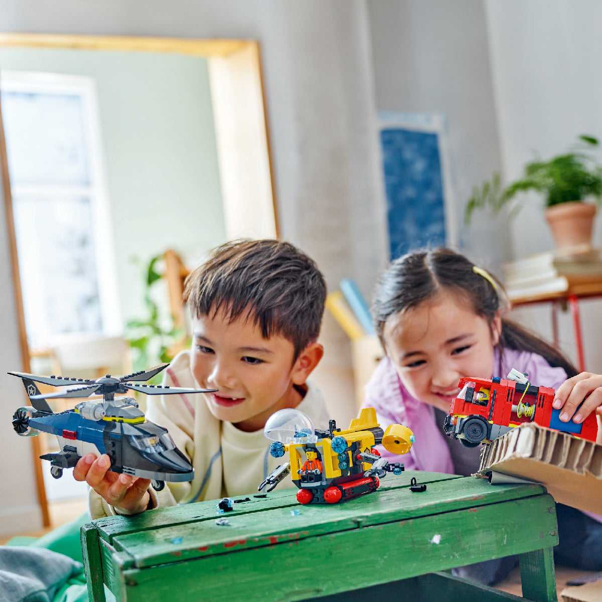 Đồ Chơi Lắp Ráp Máy Bay Trực Thăng, Xe Cứu Hỏa LEGO CITY 60462