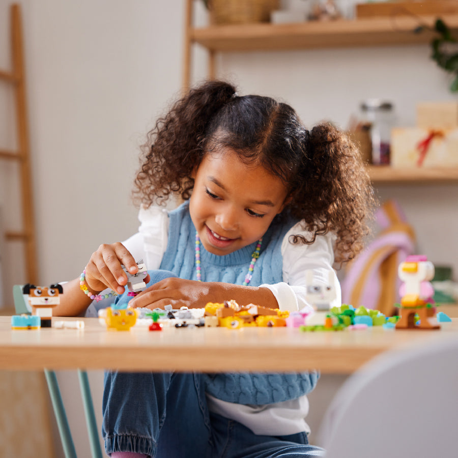 Đồ chơi lắp ráp Bộ gạch sáng tạo chủ đề động vật LEGO CLASSIC 11034