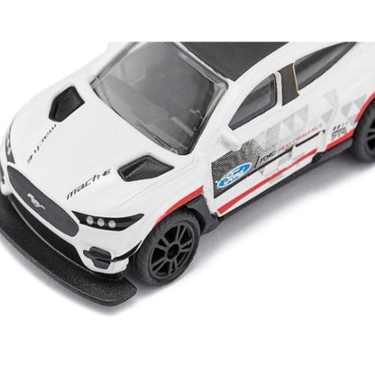 xe-ford-mustang-mach-e-1400-1566-04