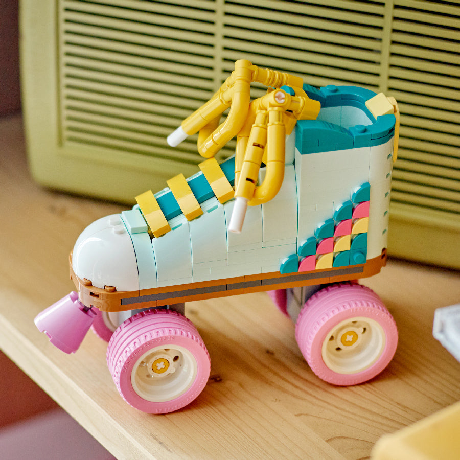 Đồ chơi lắp ráp Giày trượt patin Retro LEGO CREATOR 31148