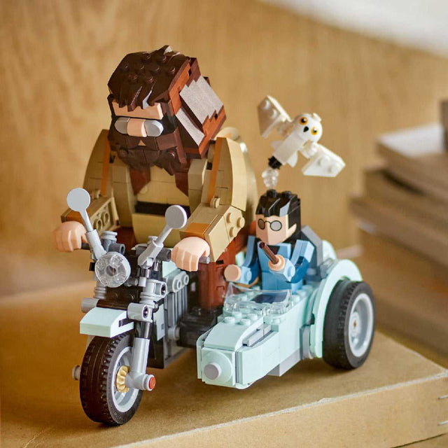 do-choi-lap-rap-mo-to-bay-cung-bac-hagrid-va-harry-lego-harry-potter-76443-03