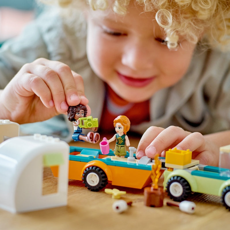 Đồ Chơi Lắp Ráp Kì Nghỉ Cắm Trại Cùng Autumn & Aliya LEGO FRIENDS 41726
