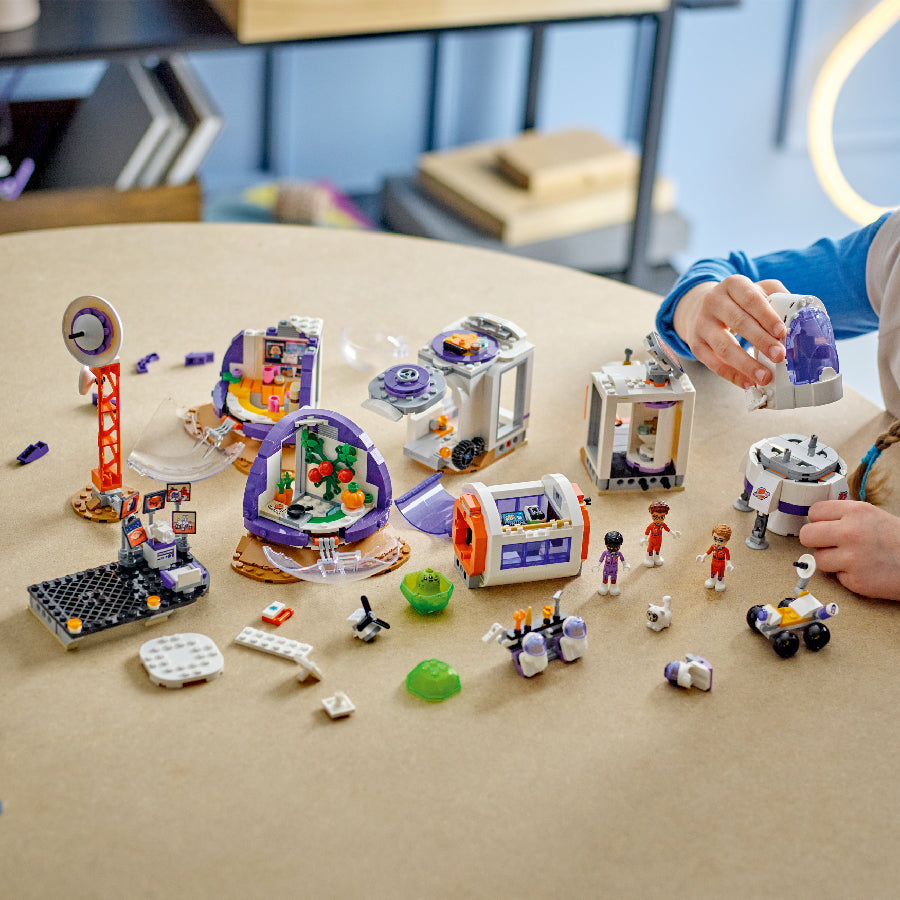 Đồ chơi lắp ráp Trạm không gian và tên lửa trên sao Hỏa LEGO FRIENDS 42605