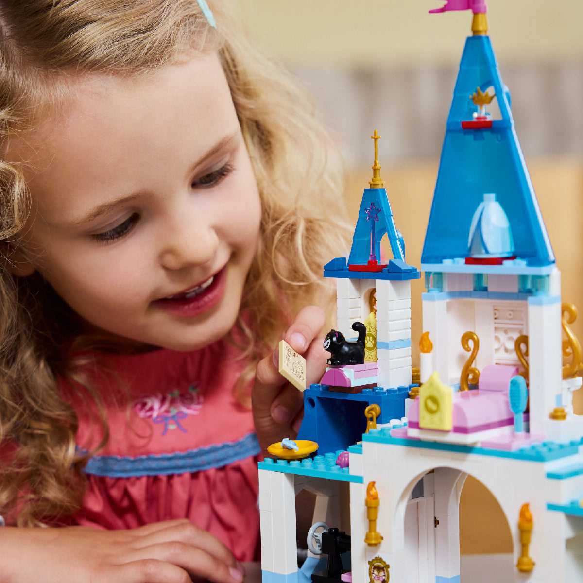 Đồ Chơi Lắp Ráp Lâu Đài Và Xe Ngựa Của Cinderella LEGO DISNEY PRINCESS 43275