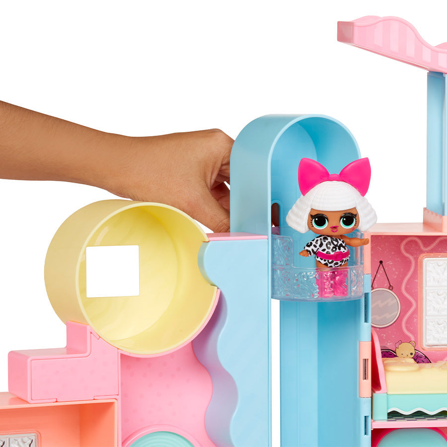 Playset Biệt Thự L.O.L. Surprise Cùng Búp Bê Tóc Cát LOL SURPRISE 593218-EUC