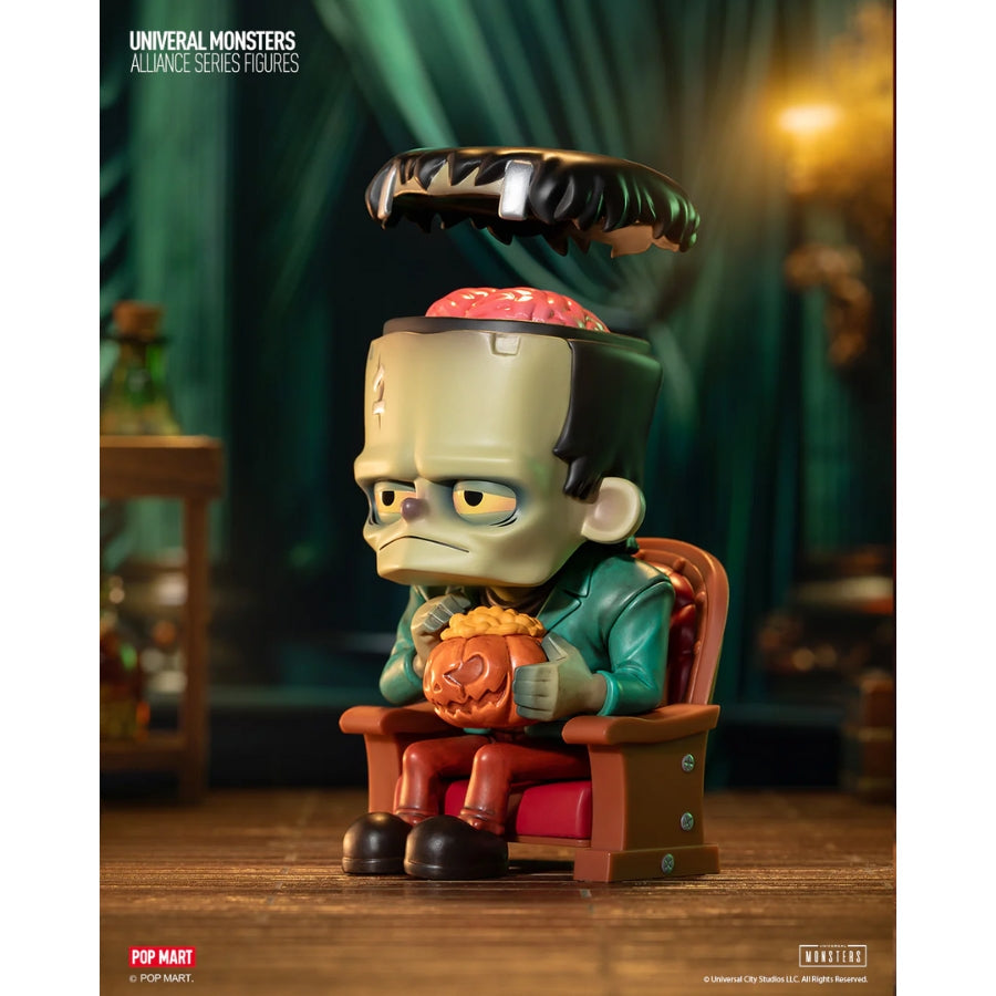 mo-hinh-universal-monsters-alliance-010