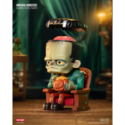 mo-hinh-universal-monsters-alliance-010