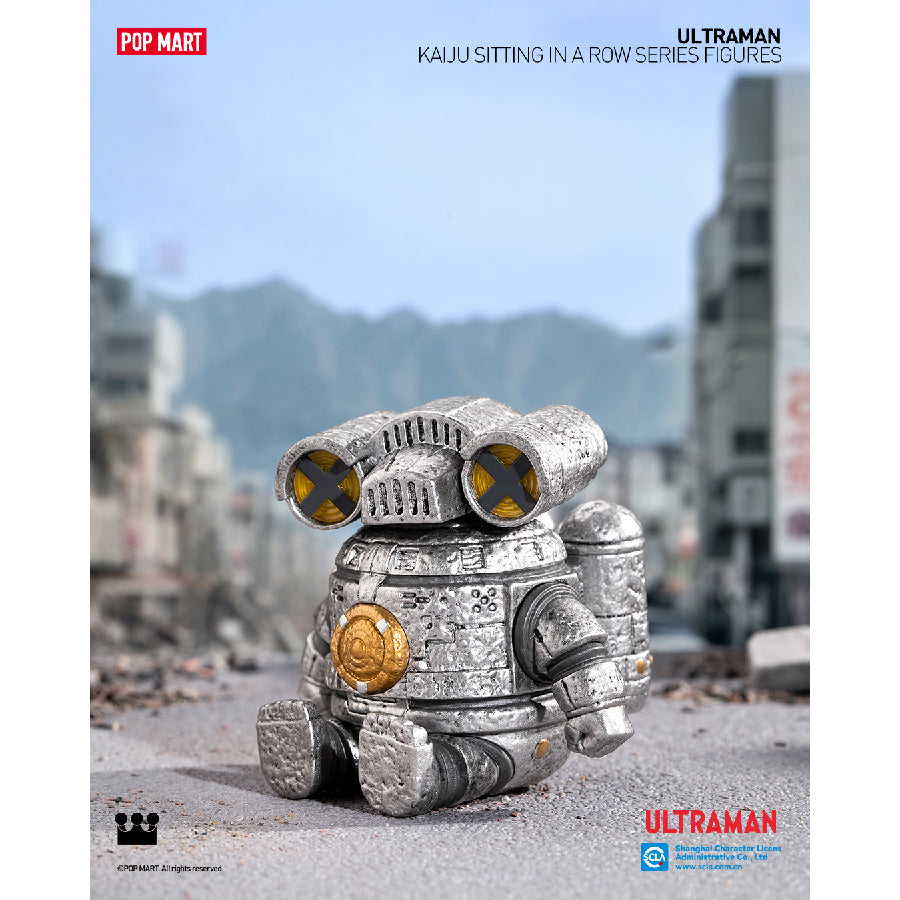 mo-hinh-kaiju-sitting-in-a-row-6941848262622-06