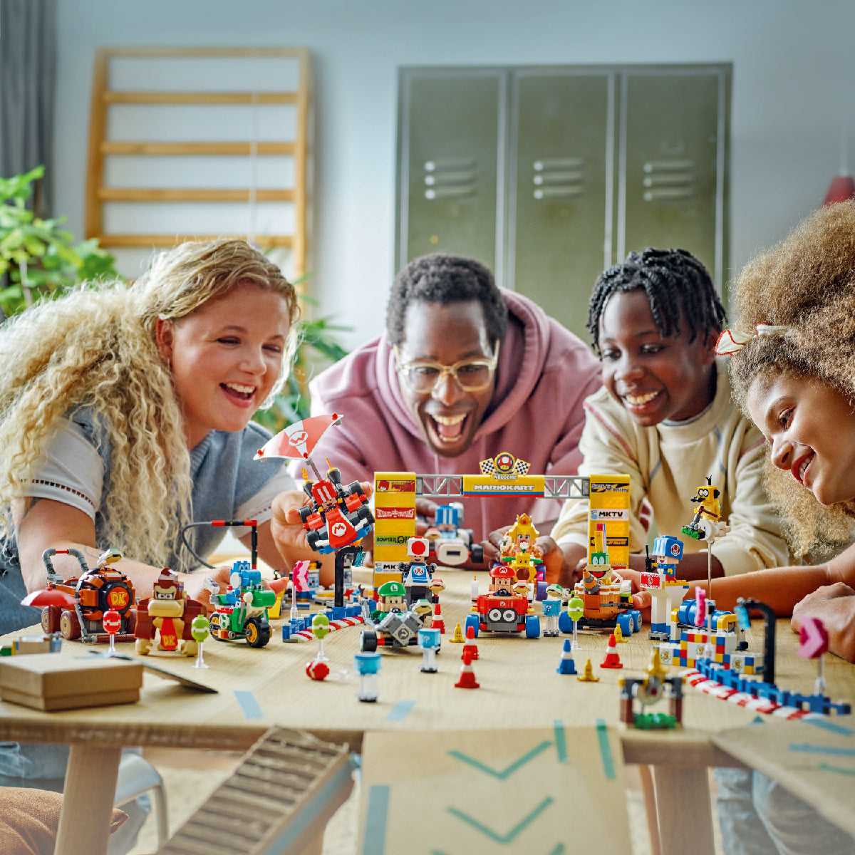 baby-mario-doi-dau-baby-luigi-lego-super-mario-72034-011