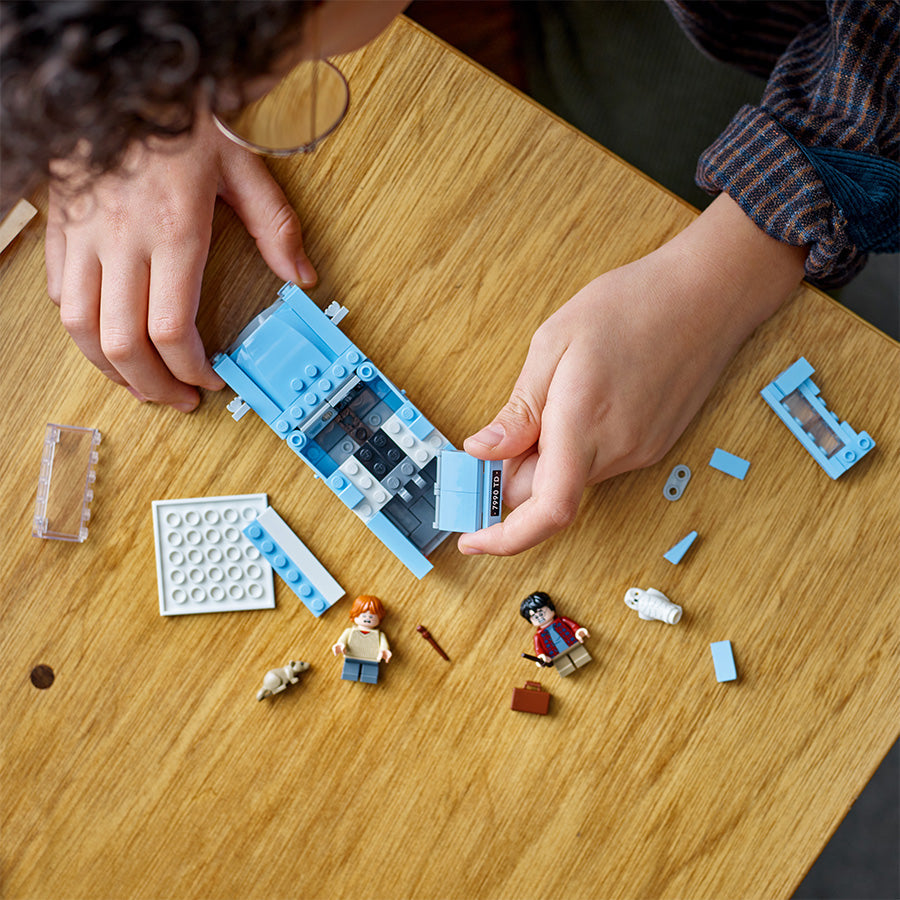 Đồ chơi lắp ráp Xe bay phép thuật Ford Anglia™ LEGO HARRY POTTER 76424