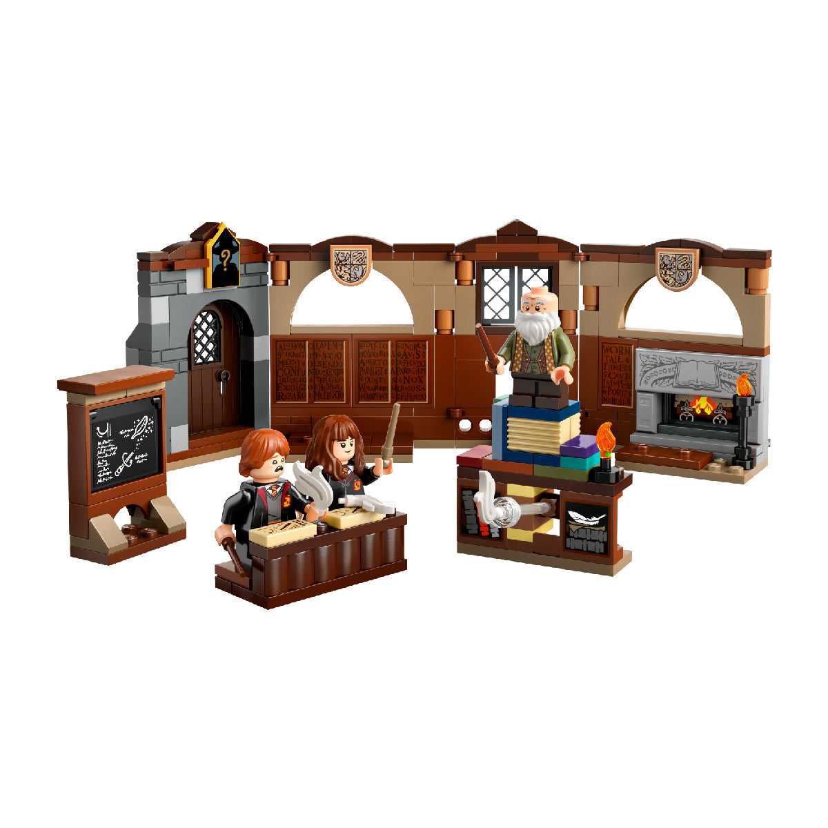 Đồ Chơi Lắp Ráp Lâu Đài Hogwarts: Lớp Học Bùa Chú LEGO HARRY POTTER 76442