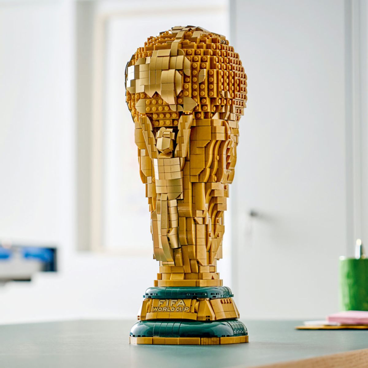 Đồ Chơi Lắp Ráp Cúp Vô Địch FIFA World Cup™ LEGO EDITIONS SPORTS 43020 (2842 Chi Tiết)