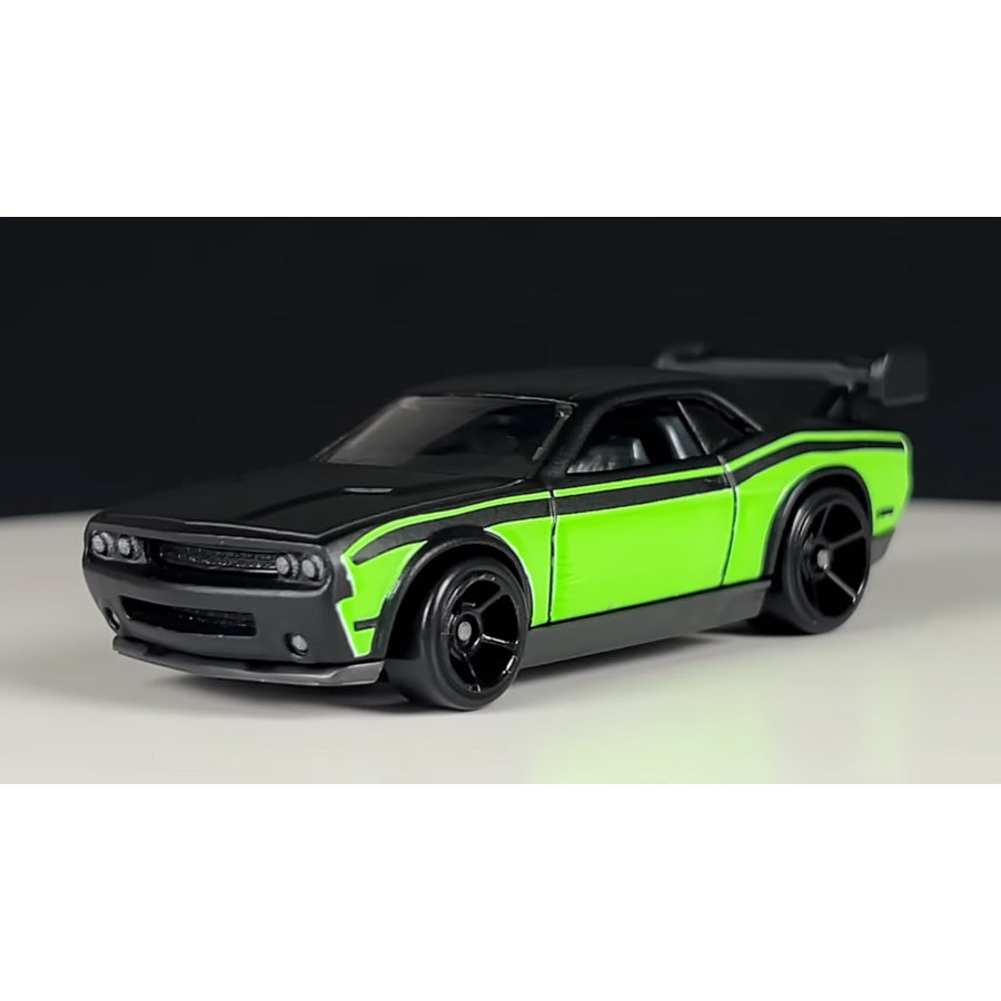 sieu-xe-fast-furious-dodge-challenger-drift-car-hnt07-hnr88-03