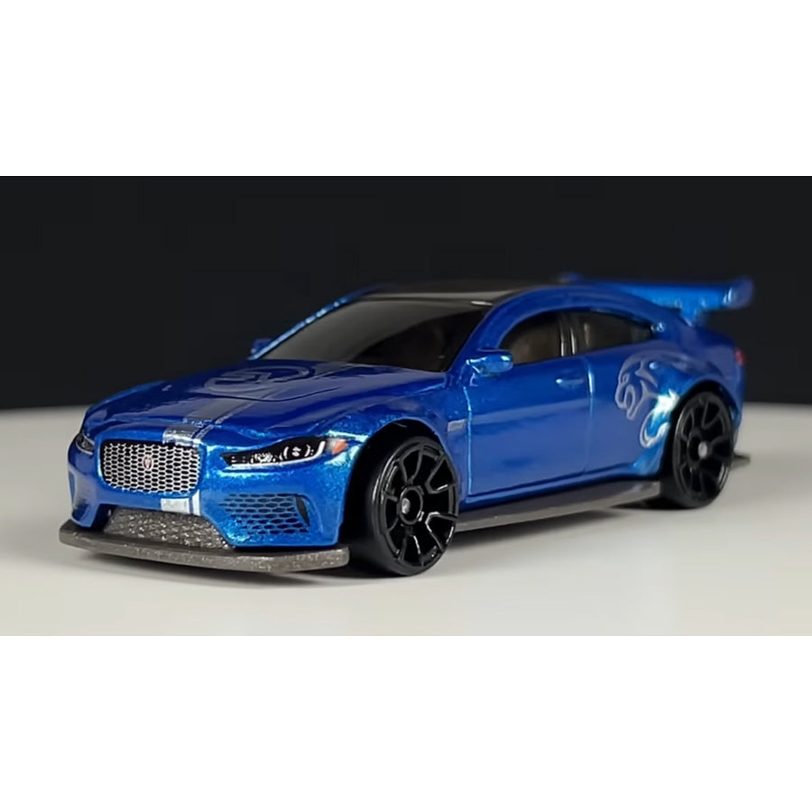 sieu-xe-fast-furious-jaguar-xe-sv-project-8-hnt09-hnr88-07