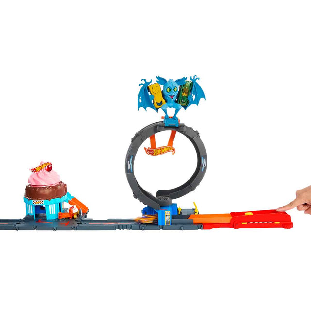 mo-hinh-city-tram-lop-xe-doi-sieu-dang-hot-wheels-htn78-hdr29-08