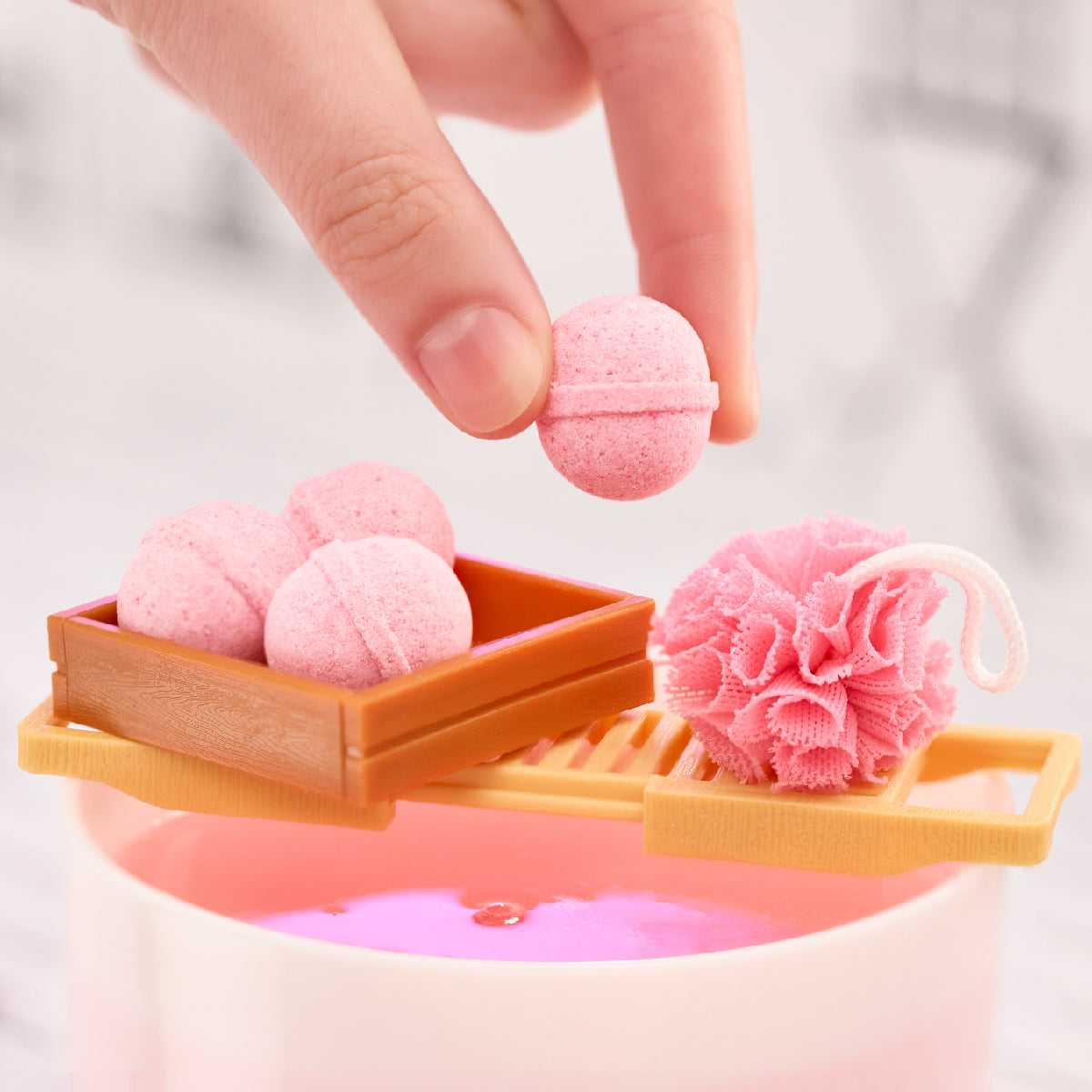 banh-chu-de-spa-miniverse-531159-euc-018