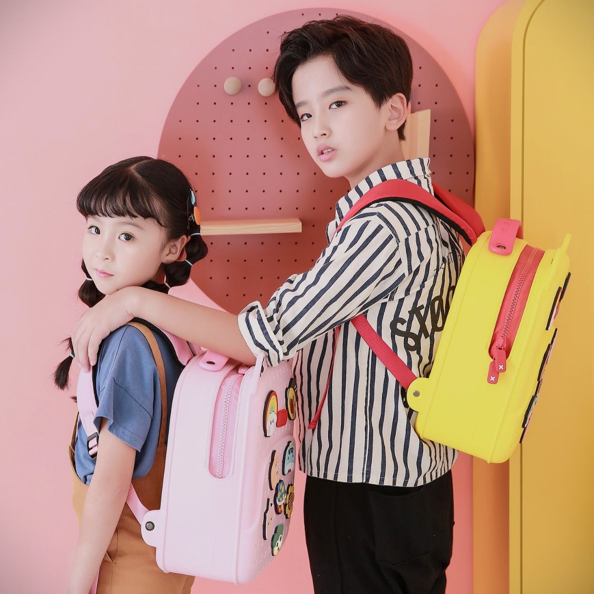 Ba Lô Đi Học, Đi Chơi Kèm Charm KOOOL Vàng KBP16/YELLOW