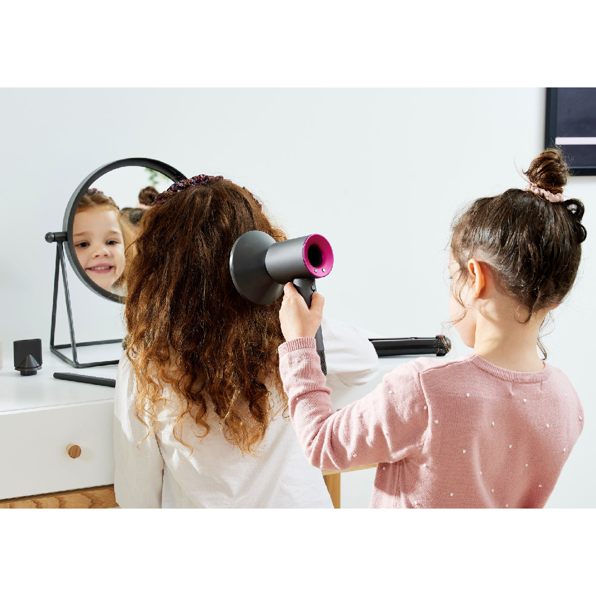 Bộ Đồ Chơi Máy Sấy Tóc Dyson Supersonic SWEET HEART 73250