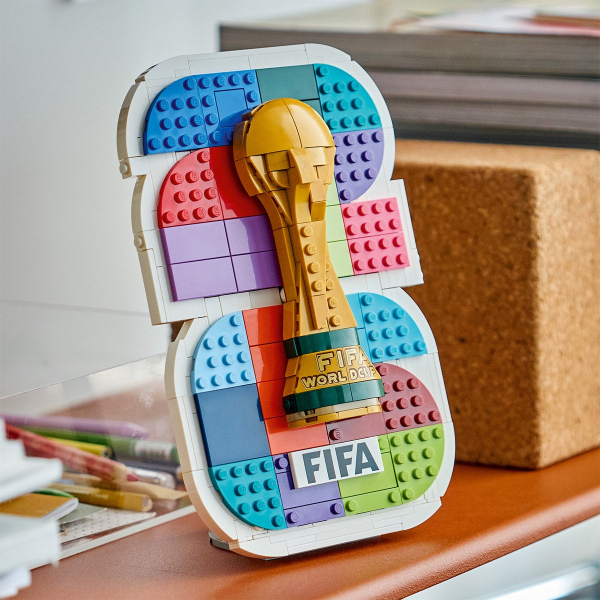 Đồ Chơi Bộ Lắp Ráp Tranh Treo Tường Biểu Tượng FIFA World Cup™ 2026 LEGO EDITIONS SPORTS 43032 (298 Chi Tiết)