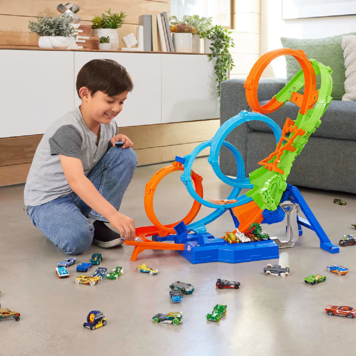 Bộ Thử Thách 4 Vòng Xoắn Cực Đại HOT WHEELS HXR70