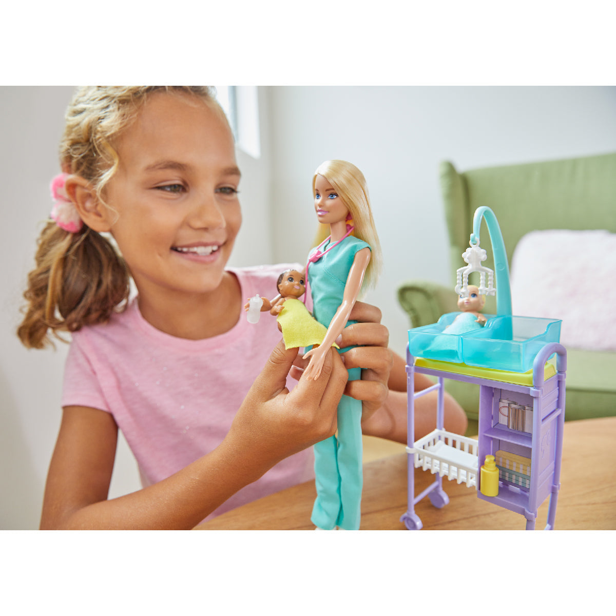 Búp Bê Nghề Nghiệp - Điều Dưỡng BARBIE DHB63