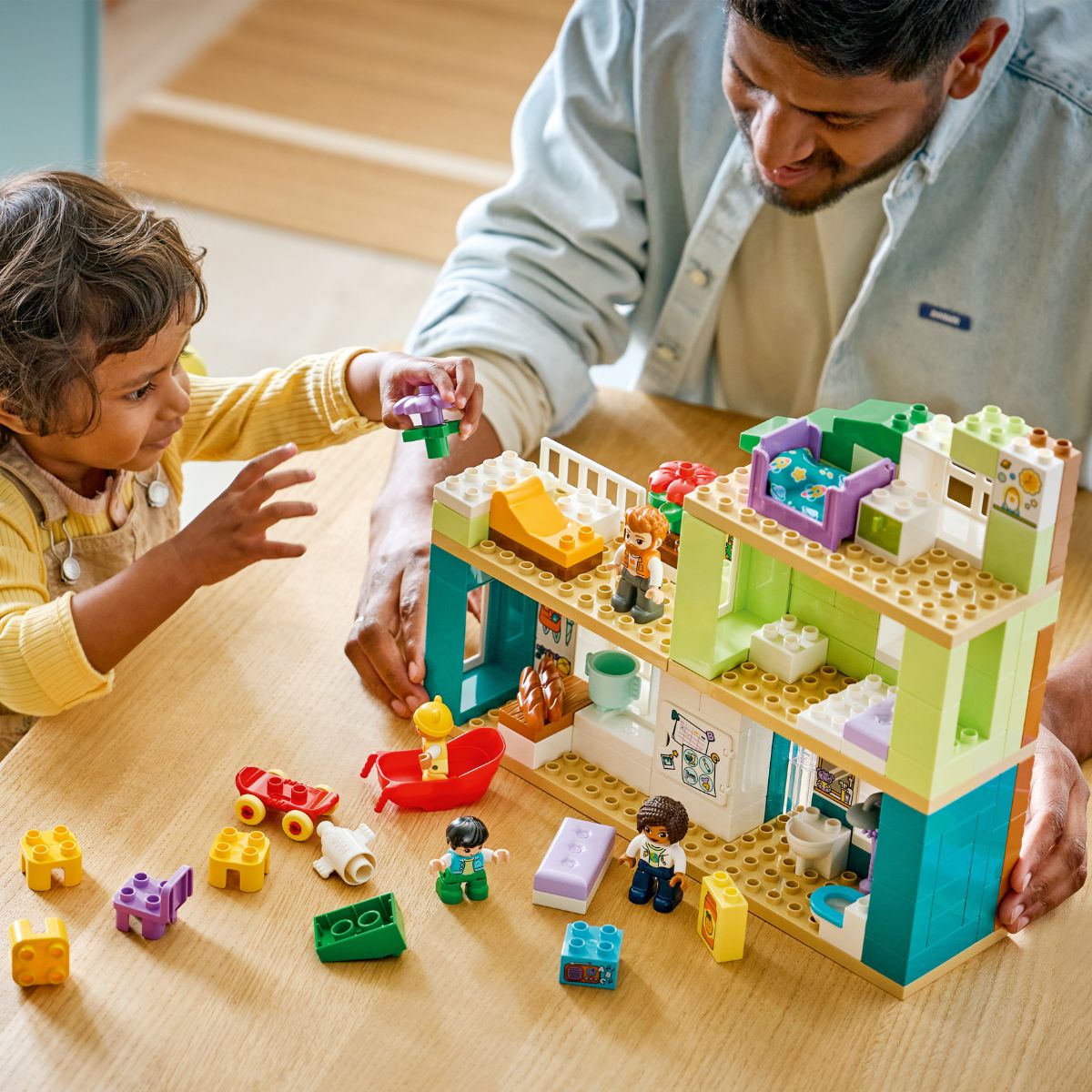 Đồ Chơi Lắp Ráp 3 Trong 1: Ngôi Nhà Hiện Đại Kèm Nhân Vật LEGO DUPLO 10470 (166 chi tiết)