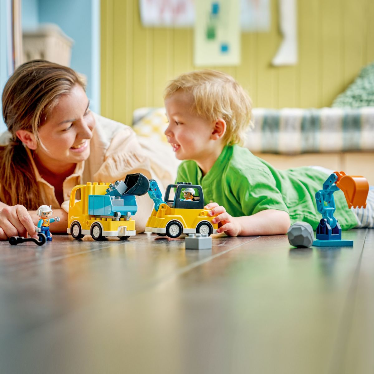 Đồ Chơi Lắp Ráp 3 Trong 1: Xe Công Trình LEGO DUPLO 10475 (22 chi tiết)
