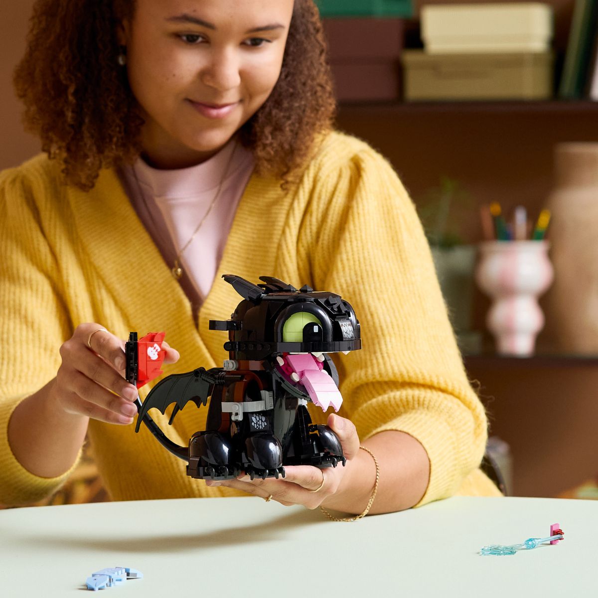 Đồ Chơi Lắp Ráp Bí Kíp Luyện Rồng: Toothless LEGO ICONS 10375