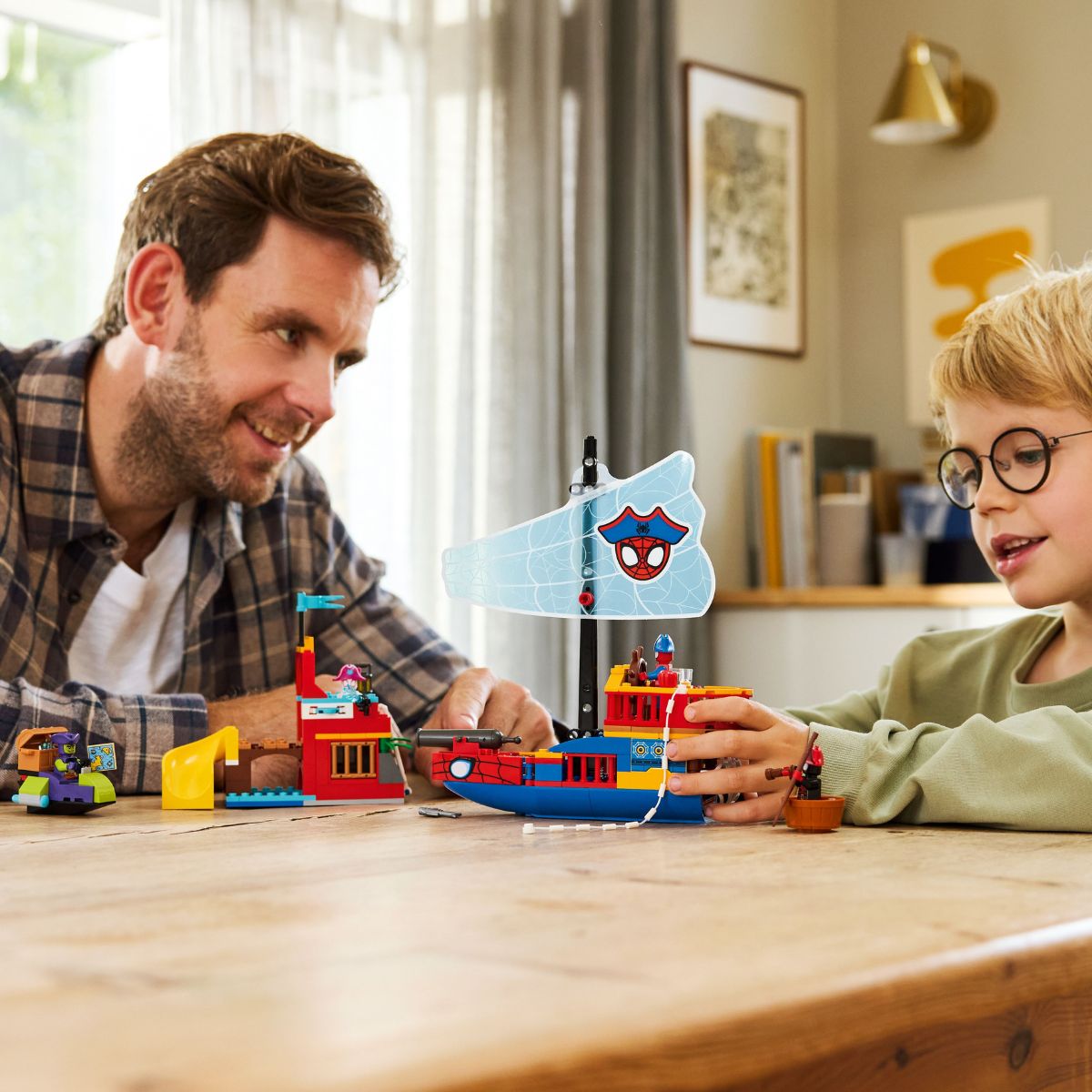 Đồ Chơi Lắp Ráp Biệt Đội Người Nhện Và Tàu Cướp Biển LEGO SPIDEY 11208 (201 chi tiết)