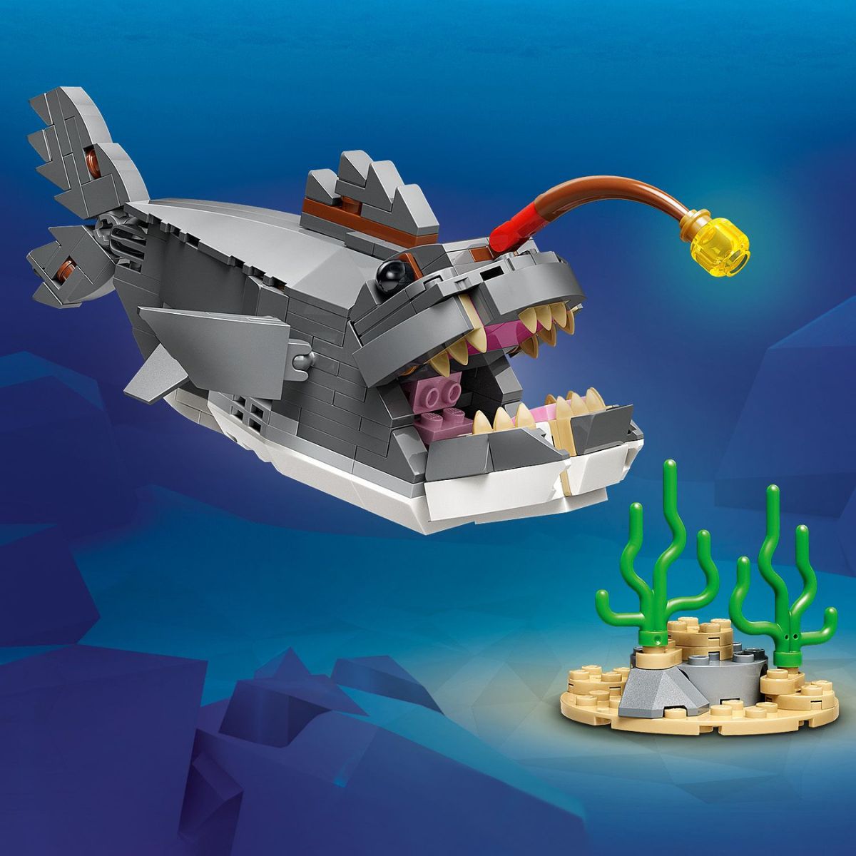 Đồ Chơi Lắp Ráp Cá Mập Đại Dương Và Rương Kho Báu LEGO CREATOR 31381