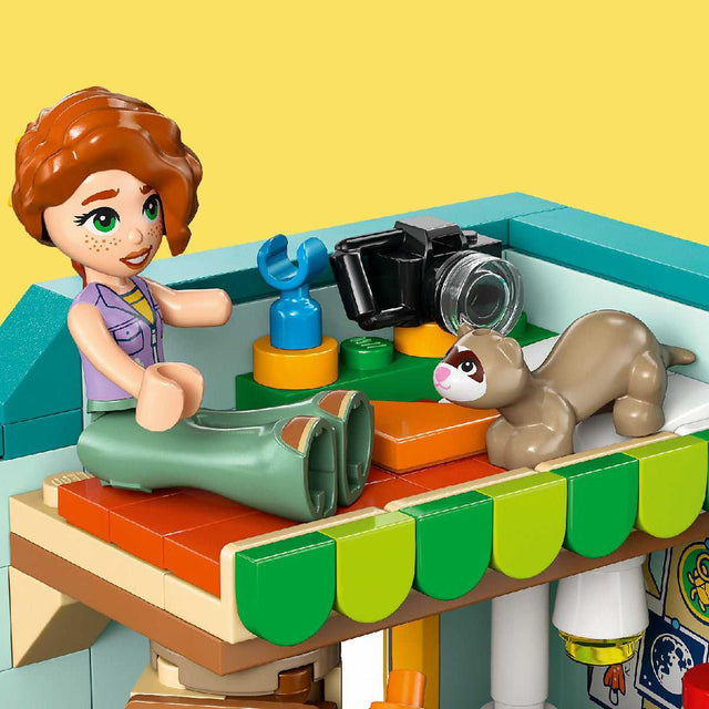 do-choi-lap-rap-can-phong-cua-autumn-lego-friends-42646-04