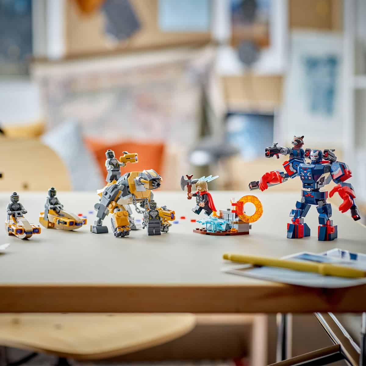 Đồ Chơi Lắp Ráp Cuộc Chiến Cuối Cùng: Thor vs Chitauri LEGO SUPERHEROES 76322 (373 chi tiết)