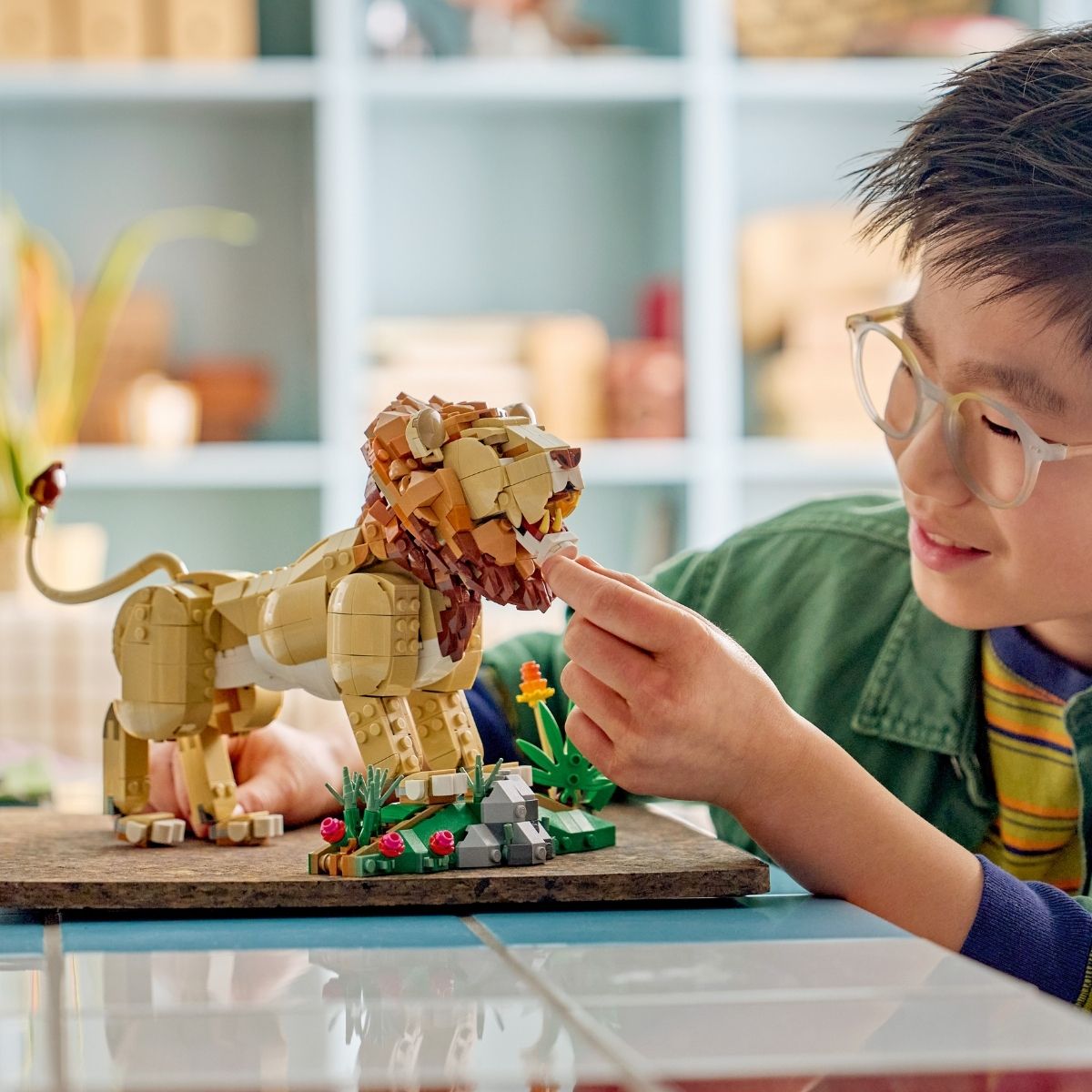Đồ Chơi Lắp Ráp Động Vật Hoang Dã: Sư Tử Oai Phong LEGO CREATOR 31386 (839 chi tiết)