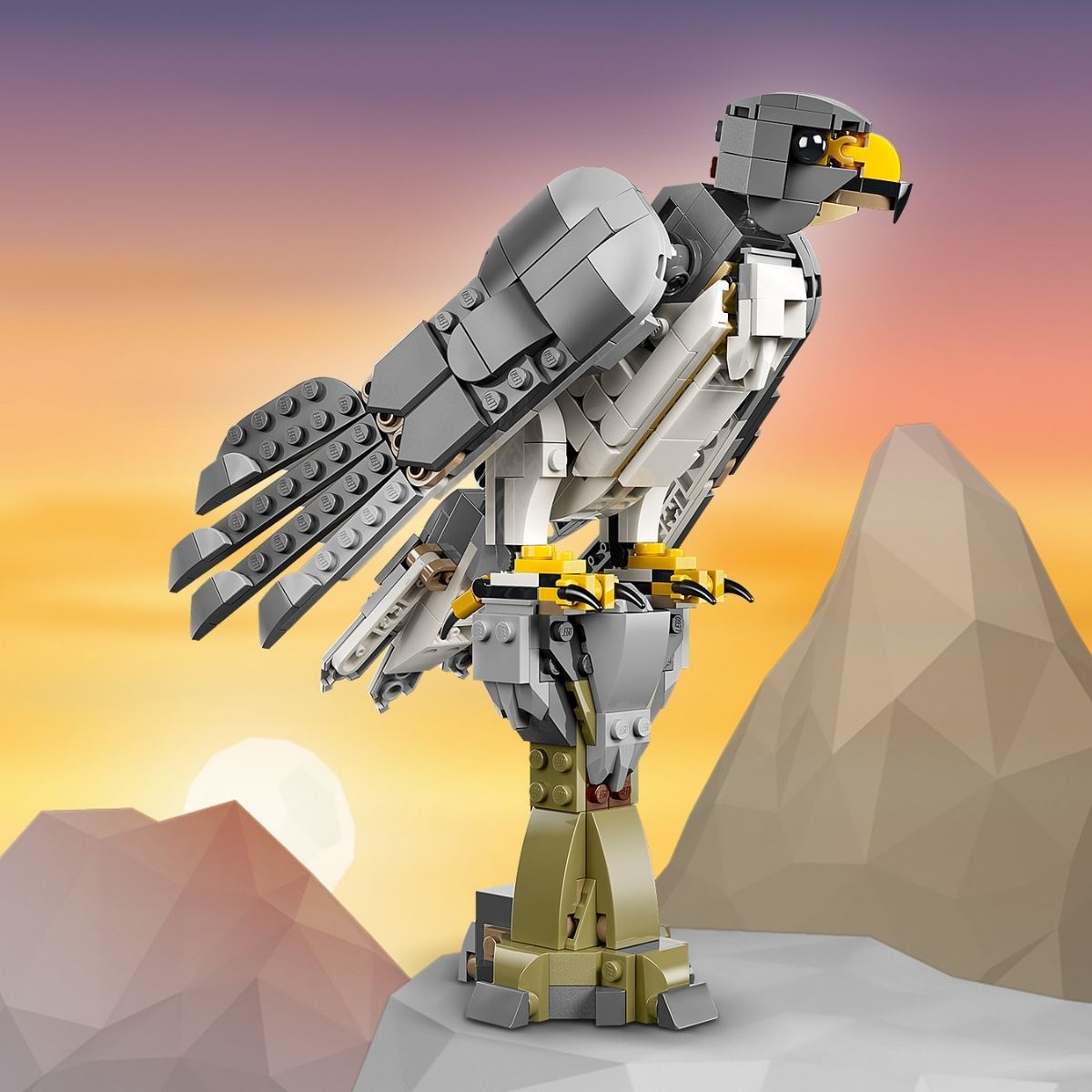 Đồ Chơi Lắp Ráp Động Vật Rừng Xanh: Sói Xám LEGO CREATOR 31393 (657 chi tiết)