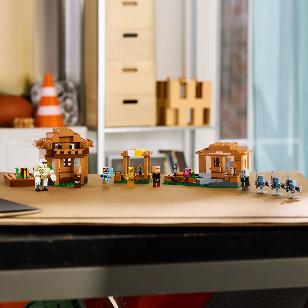 Đồ Chơi Lắp Ráp Evoker Tấn Công Làng LEGO MINECRAFT 21596 (607 Chi Tiết)