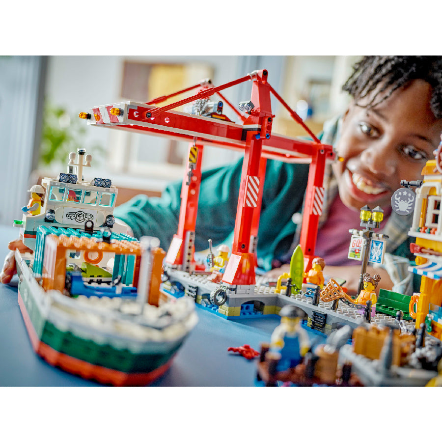 do-choi-lap-rap-he-thong-cang-bien-va-tau-cho-hang-lego-city-60422-08