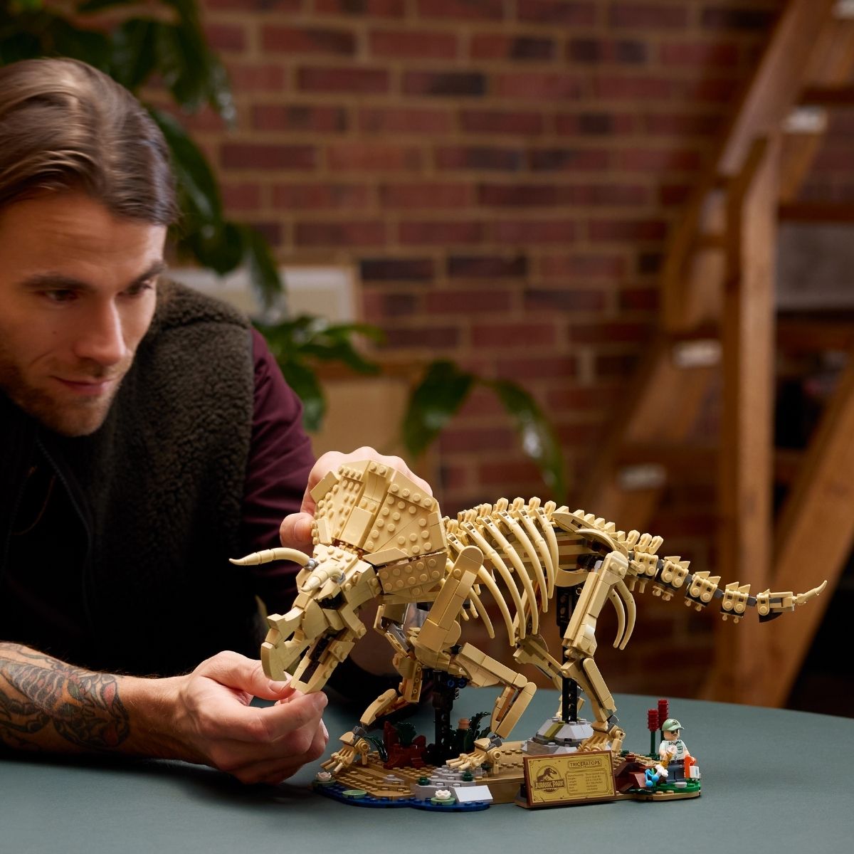 Đồ Chơi Lắp Ráp Hóa Thạch Khủng Long Triceratops LEGO JURASSIC 77985 (1154 chi tiết)