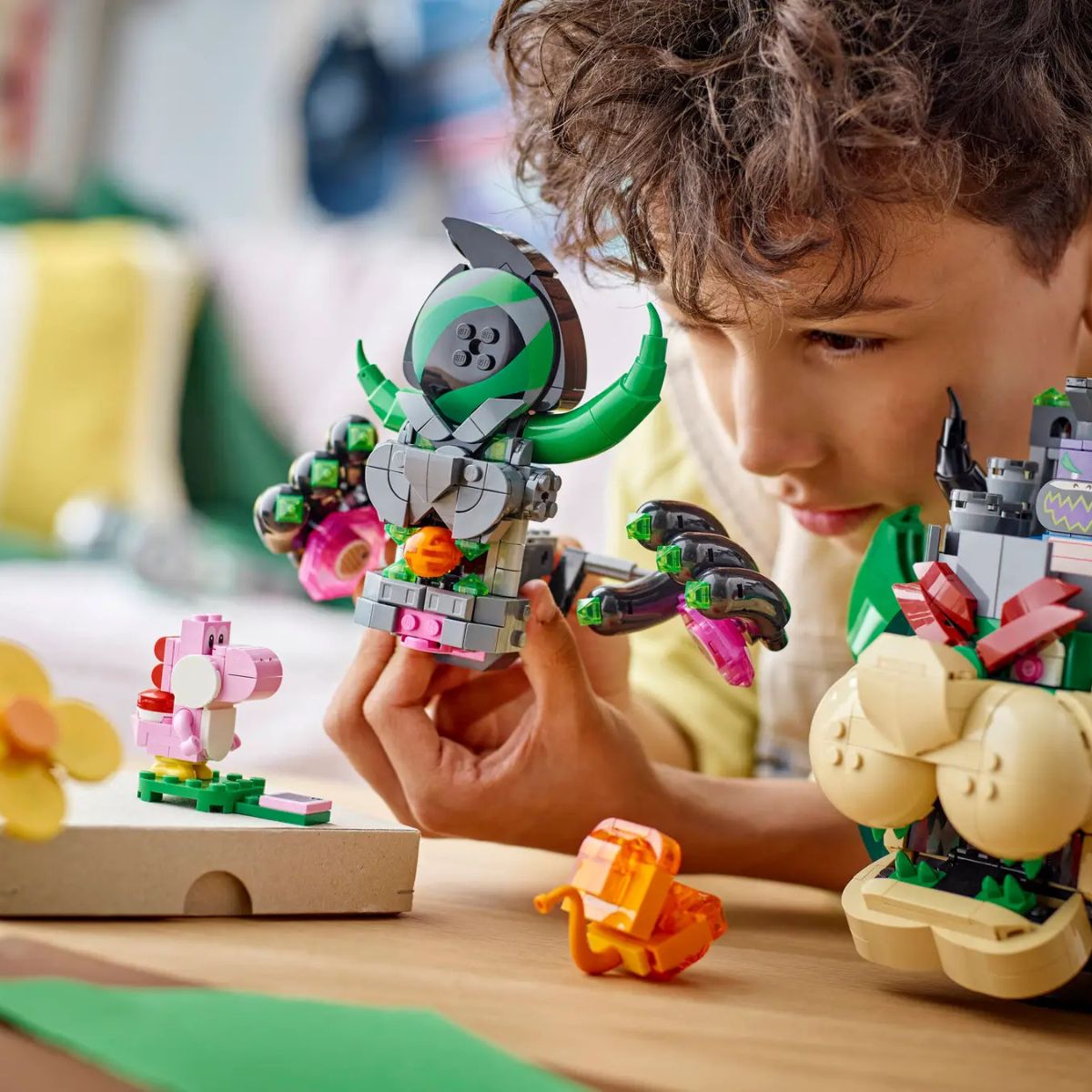 Đồ Chơi Lắp Ráp Hoàng Tử Florian Và Lâu Đài Bowser LEGO SUPER MARIO 72042