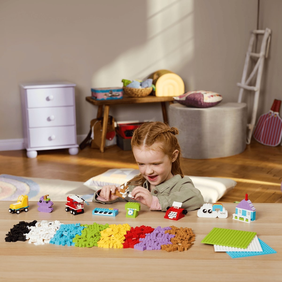 Đồ Chơi Hộp Xây Dựng Và Chơi Sáng Tạo LEGO CLASSIC 11044 (750 chi tiết)