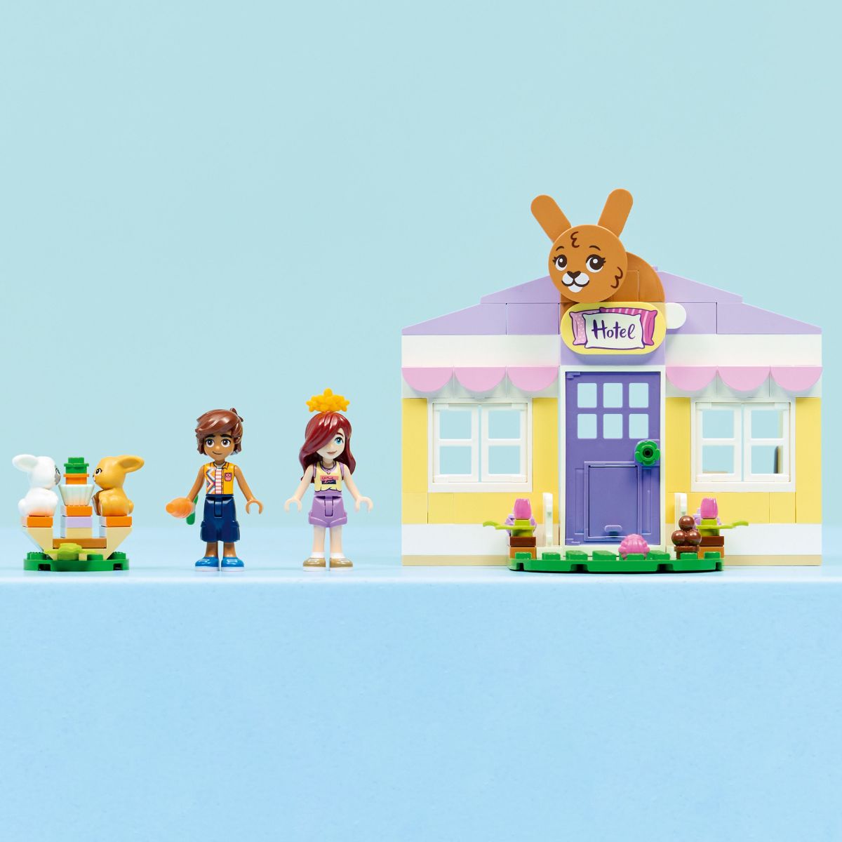Đồ Chơi Lắp Ráp Khách Sạn Thỏ Tại Heartlake City LEGO FRIENDS 42679