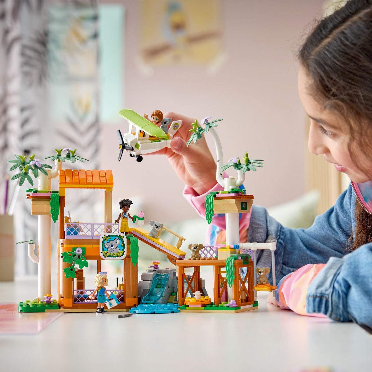 Đồ Chơi Lắp Ráp Khu Bảo Tồn Và Chăm Sóc Gấu Koala LEGO FRIENDS 42701 (521 chi tiết)