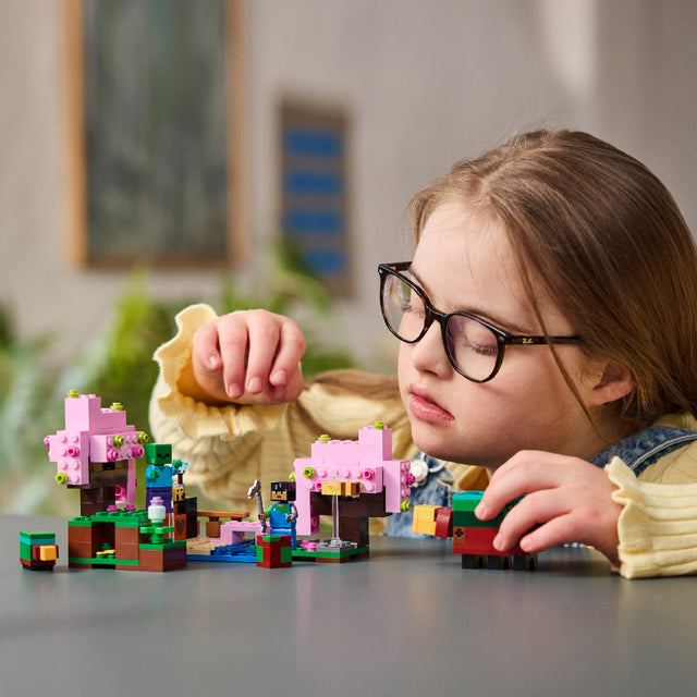 do-choi-lap-rap-khu-vuon-hoa-anh-dao-lego-minecraft-21260-08