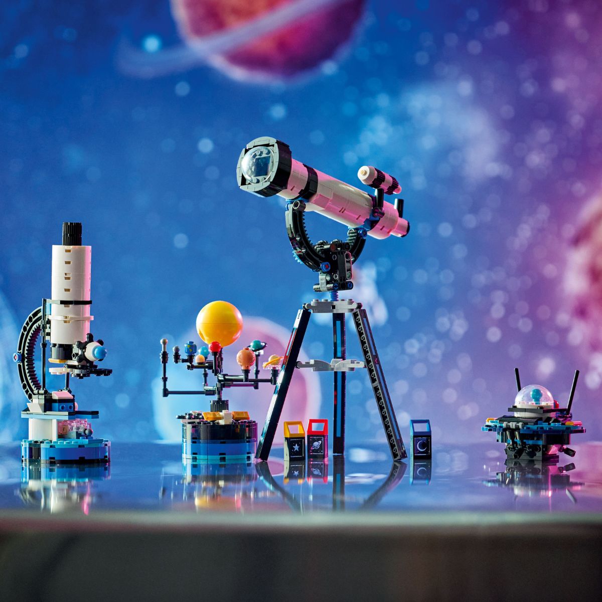 Đồ Chơi Lắp Ráp Kính Viễn Vọng Khám Phá Vũ Trụ LEGO CREATOR 31378