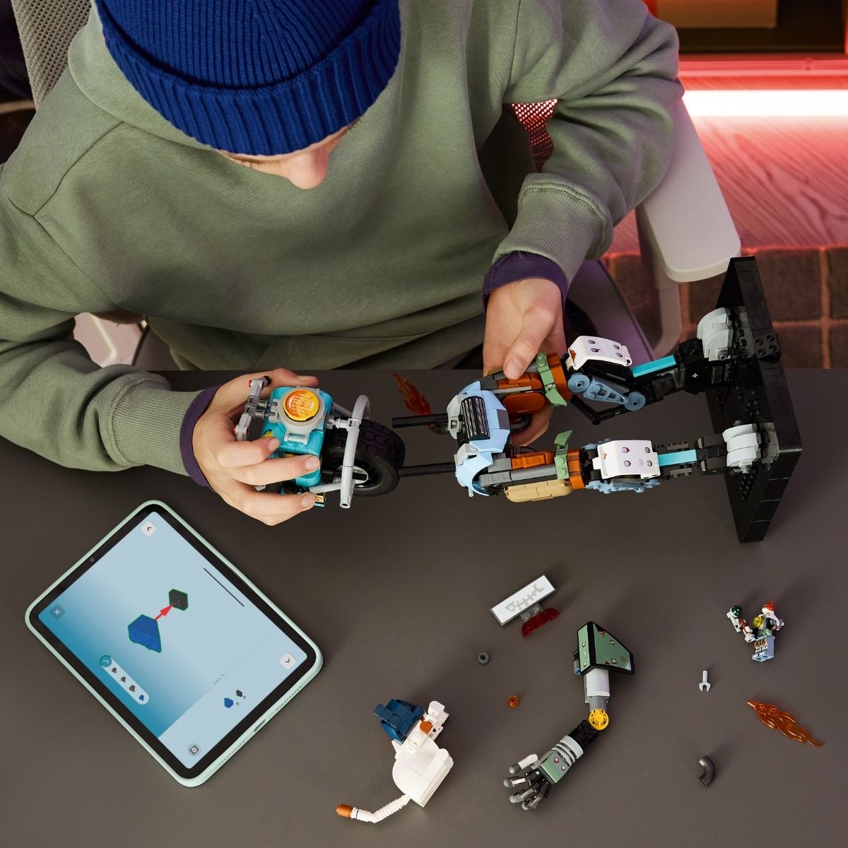 Đồ Chơi Lắp Ráp KIT – Chiến Binh Mèo Máy LEGO FORTNITE 77081 (1230 chi tiết)