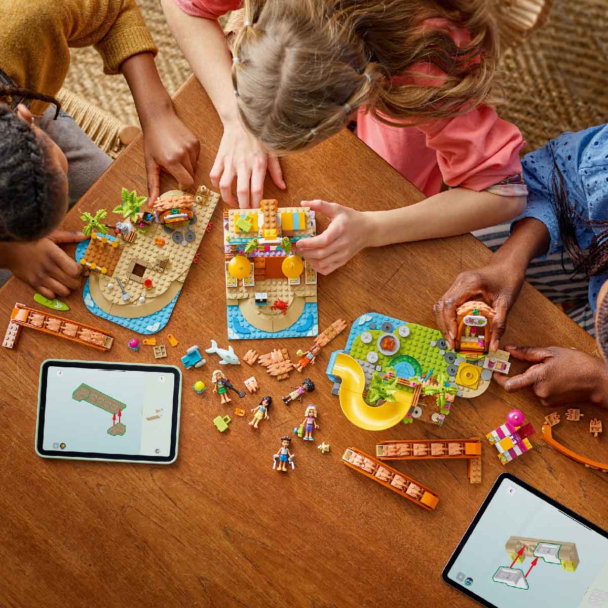 Đồ Chơi Lắp Ráp Kỳ Nghỉ Bên Bãi Biển LEGO FRIENDS 42673