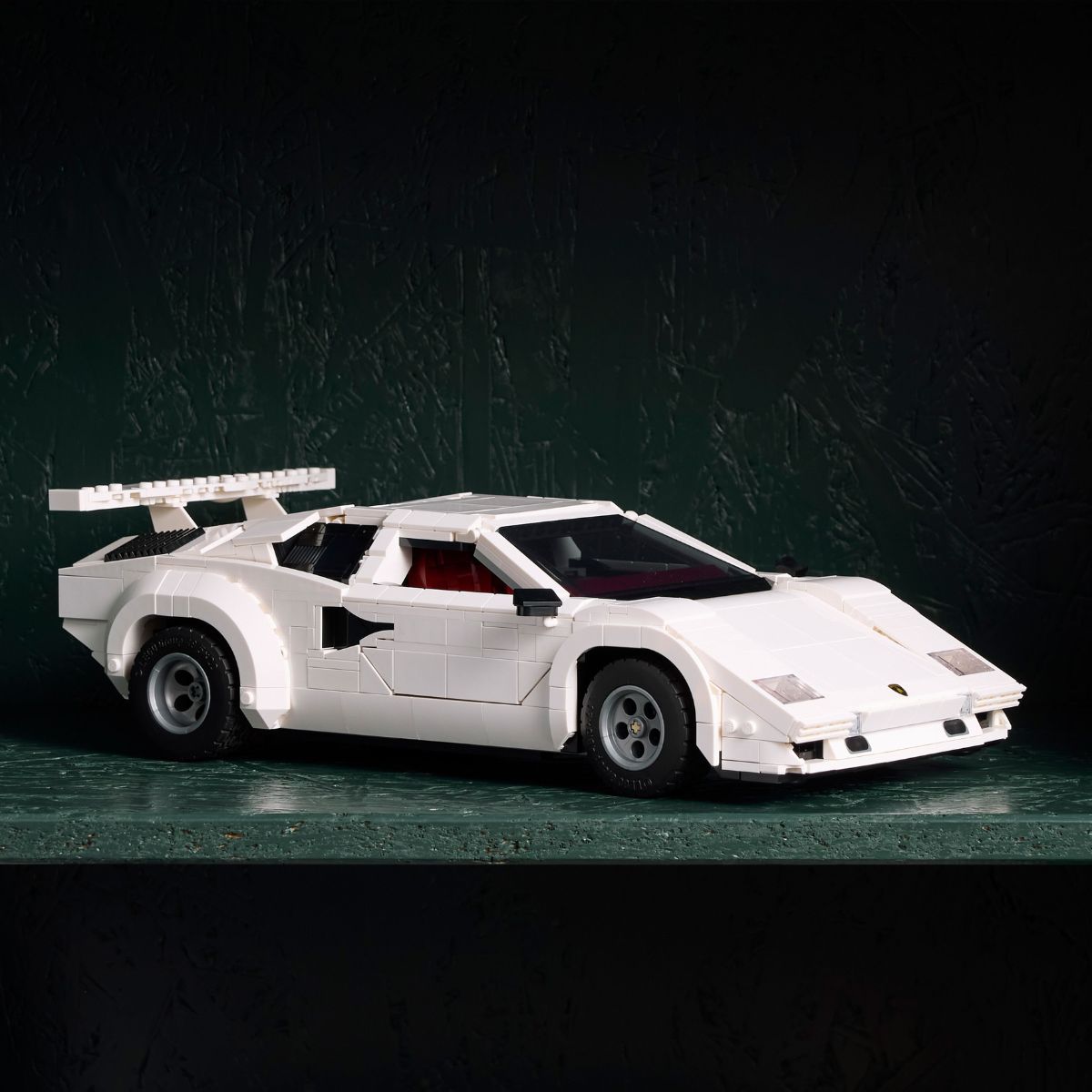 Đồ Chơi Lắp Ráp Lamborghini Countach 5000 Quattrovalvole LEGO ICONS 10337 (1506 chi tiết)