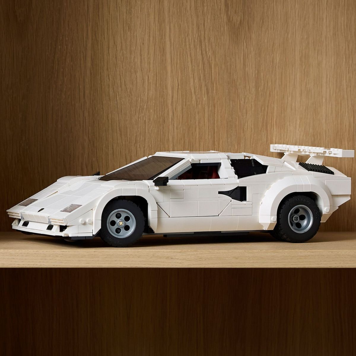 Đồ Chơi Lắp Ráp Lamborghini Countach 5000 Quattrovalvole LEGO ICONS 10337 (1506 chi tiết)